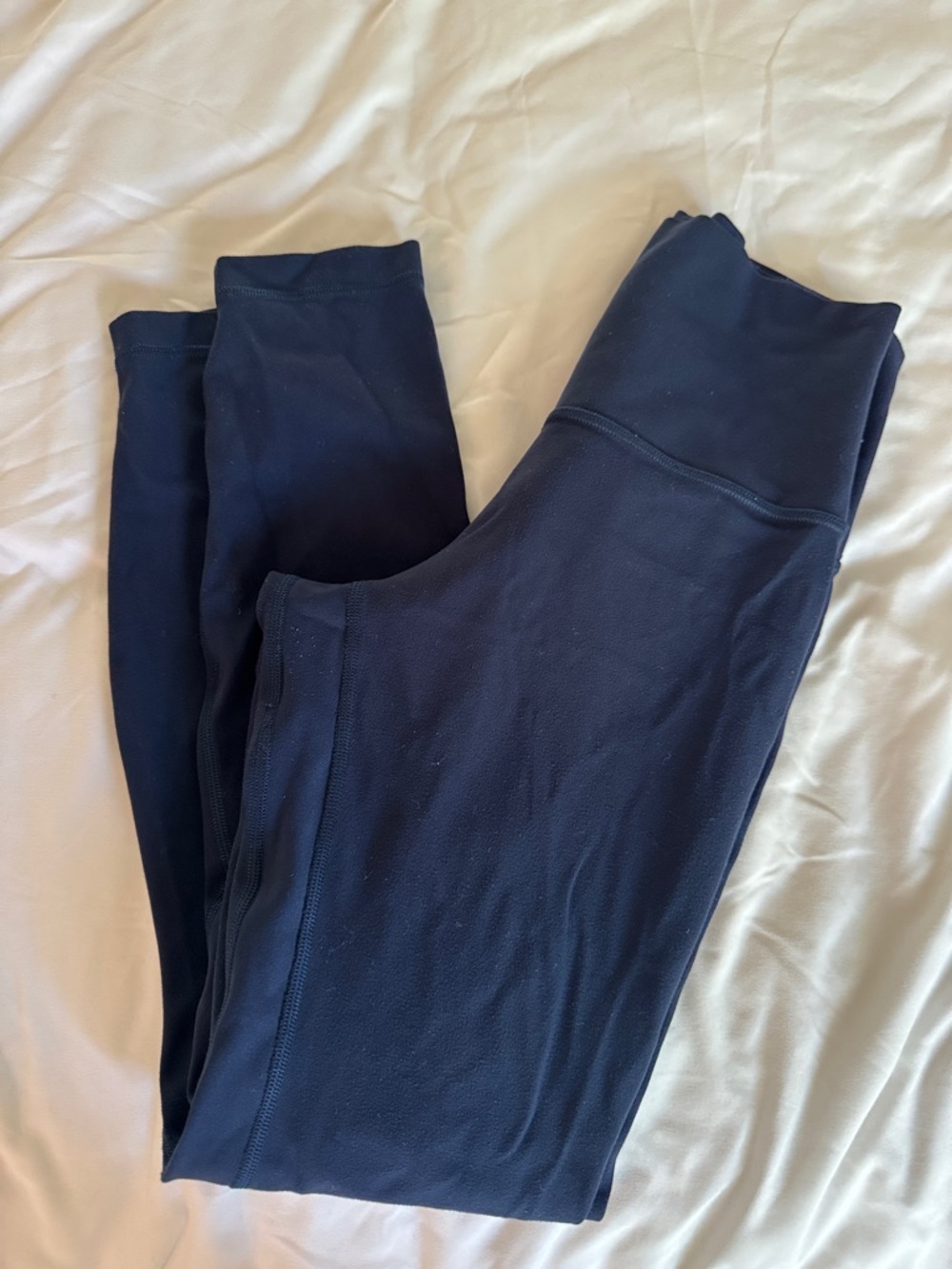 Lululemon High-Waisted Black Workout Leggings size 4